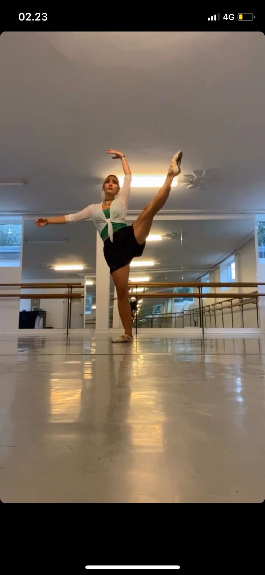 Antonia Pipaluk Stahnke teaching dance at AIM School Mijas